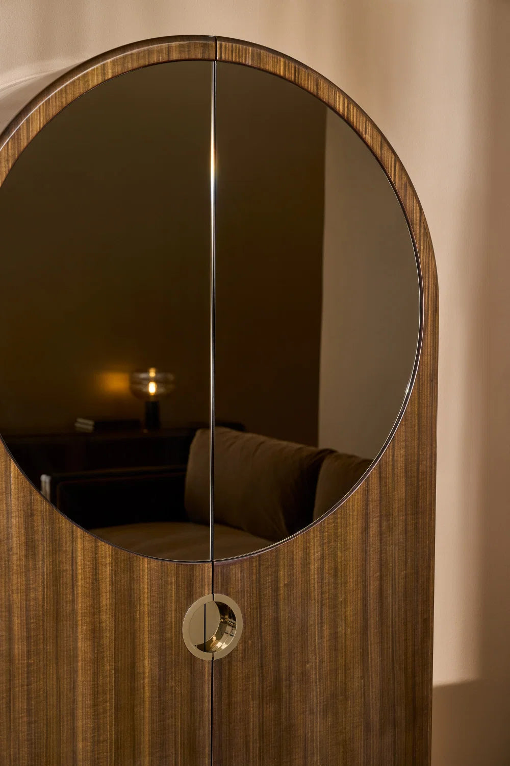 Luxury Modern Arched 2-Door Cabinet European Style for Villa