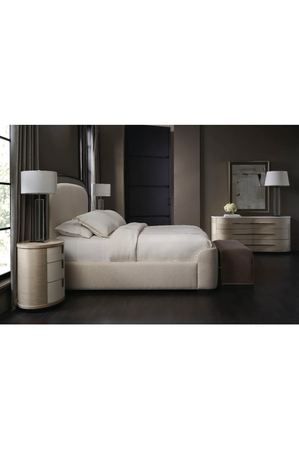 Luxury Modern Arched Upholstered Bed European Style for Villa