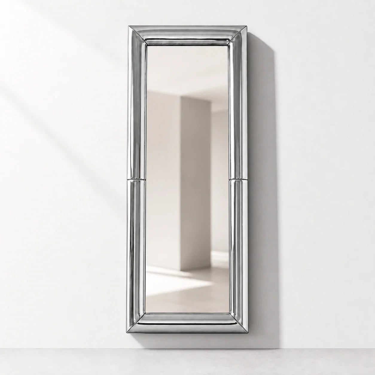 Luxury Modern Atrium Chrome Floor Mirror European Style for Villa