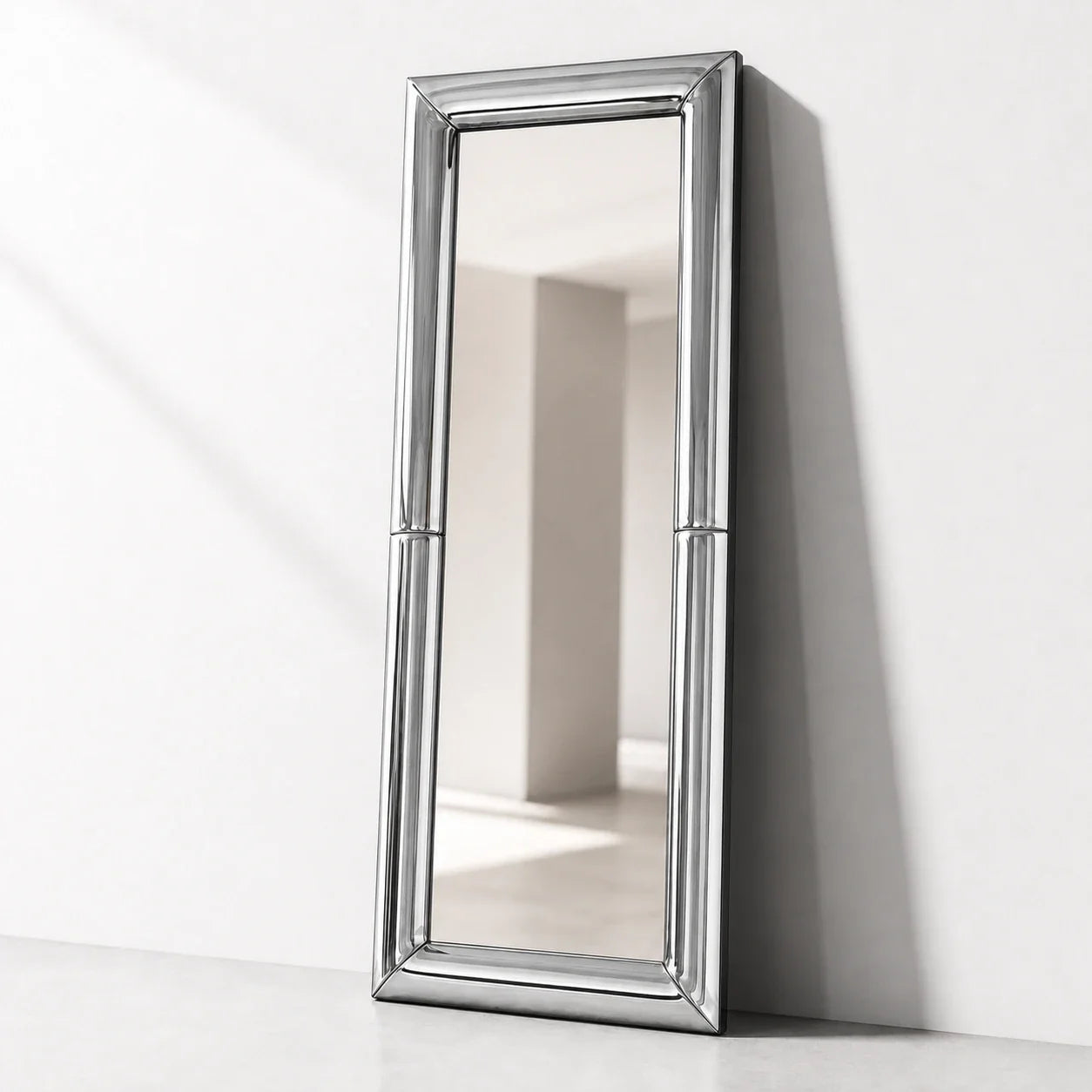 Luxury Modern Atrium Chrome Floor Mirror European Style for Villa