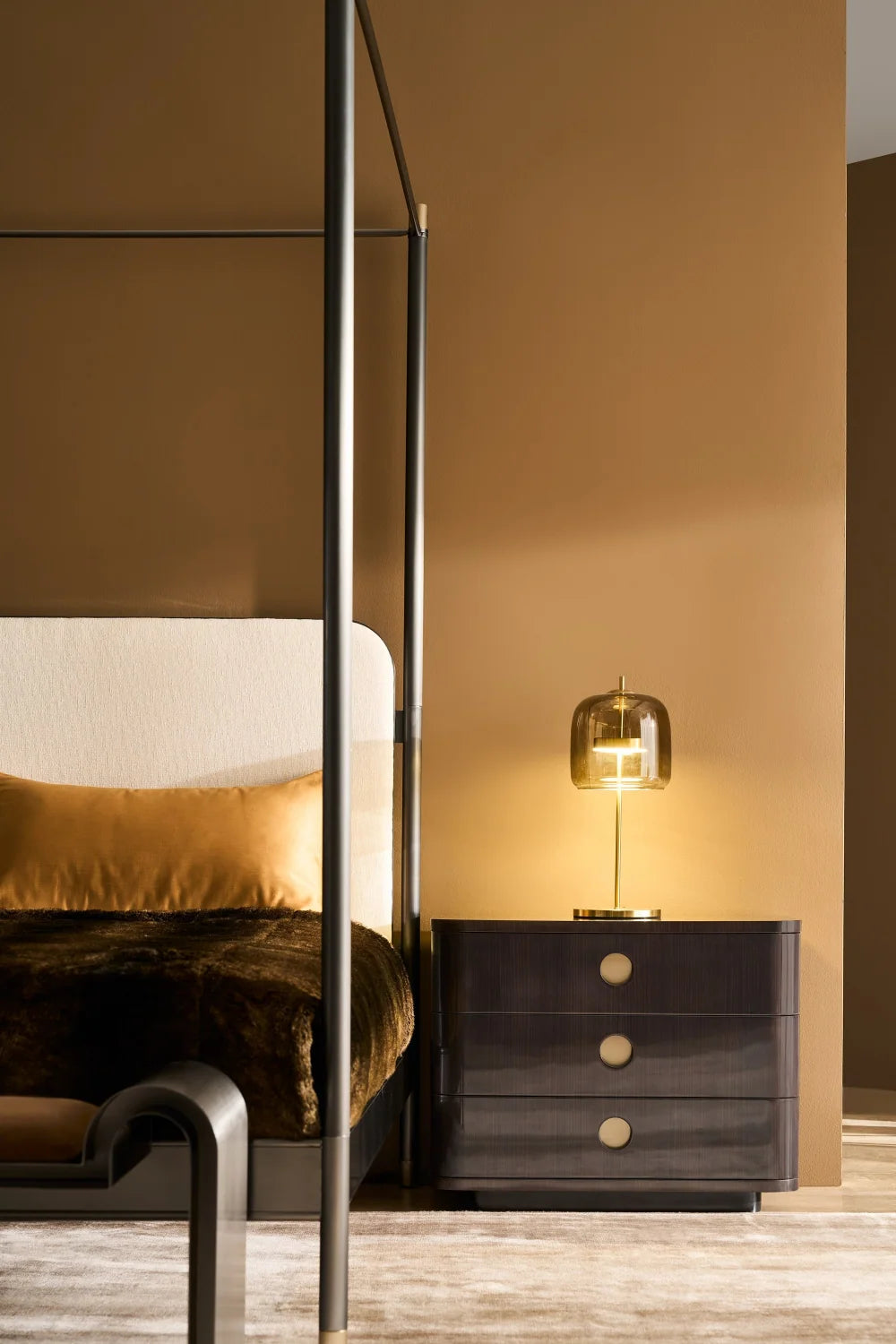 Luxury Modern Bachelor Nightstand European Style for Villa