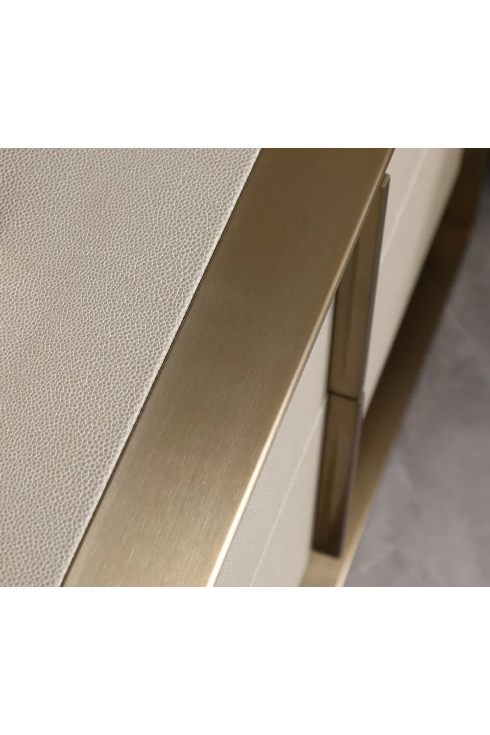 Luxury Modern Beige Shagreen 6-Drawer Dresser European Style for Villa