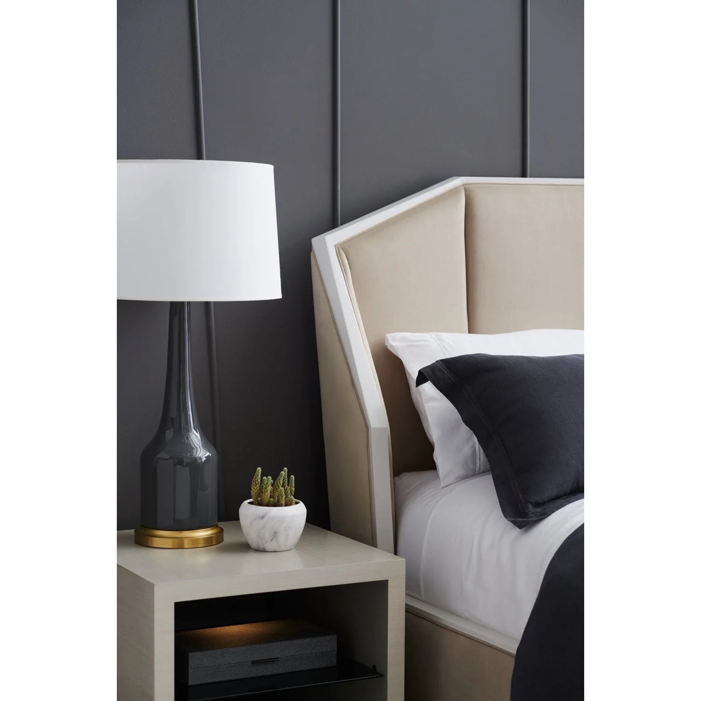 Luxury Modern Beige Upholstered Bed European Style for Villa