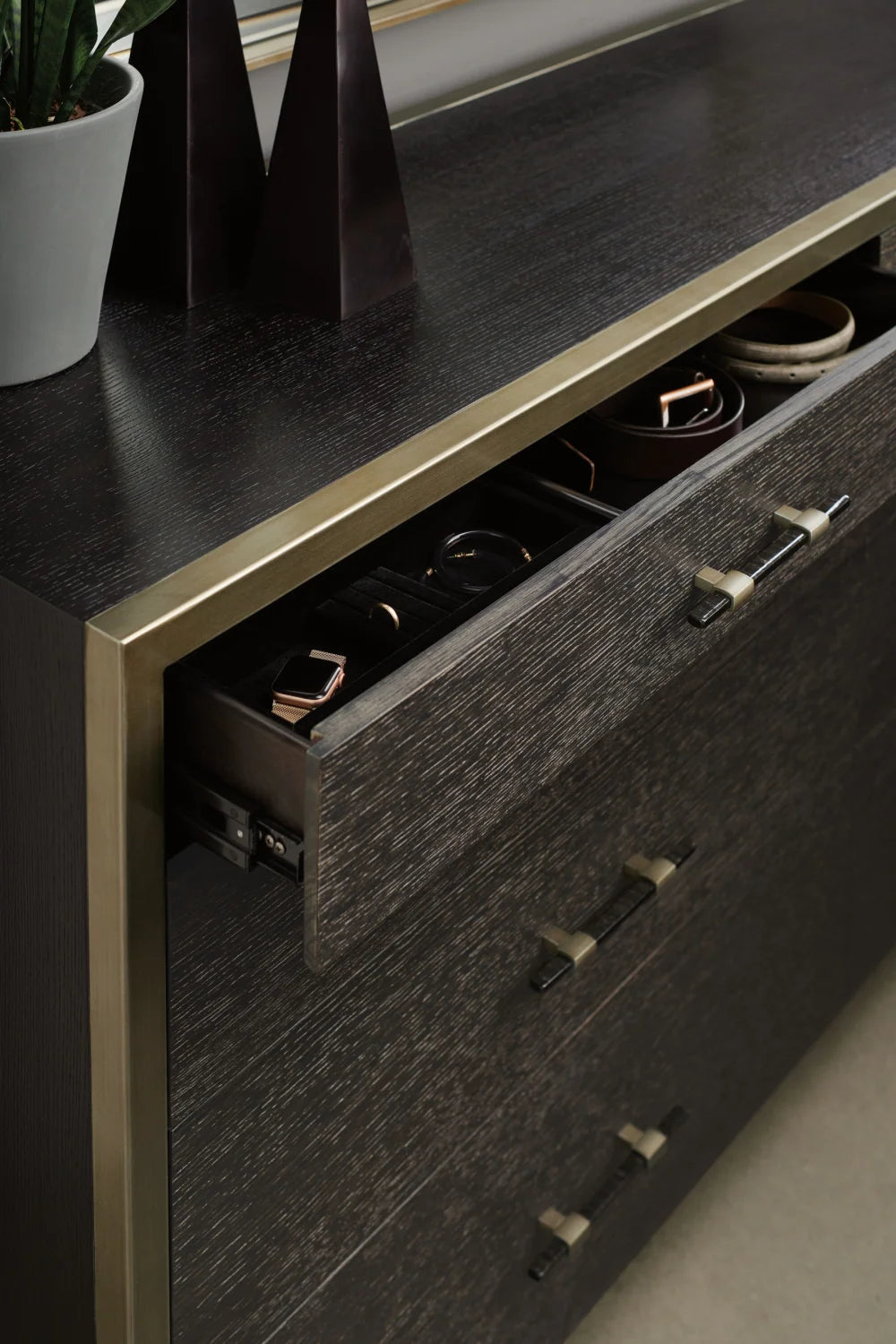 Luxury Modern Black Ash Dresser European Style for Villa