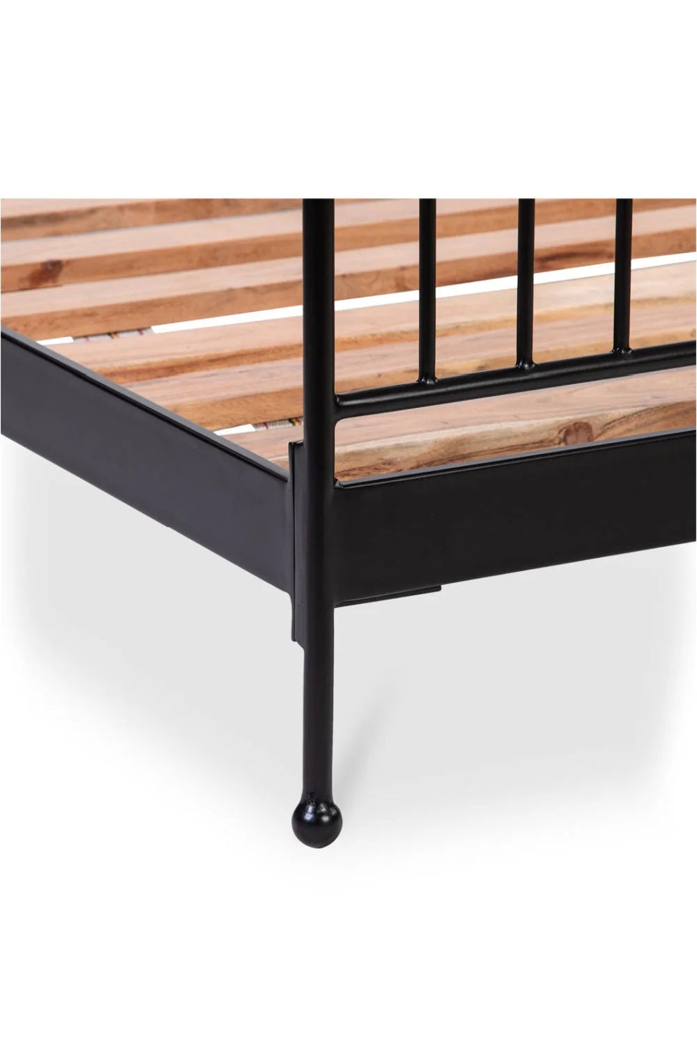 Luxury Modern Black Iron Bed European Style for Villa