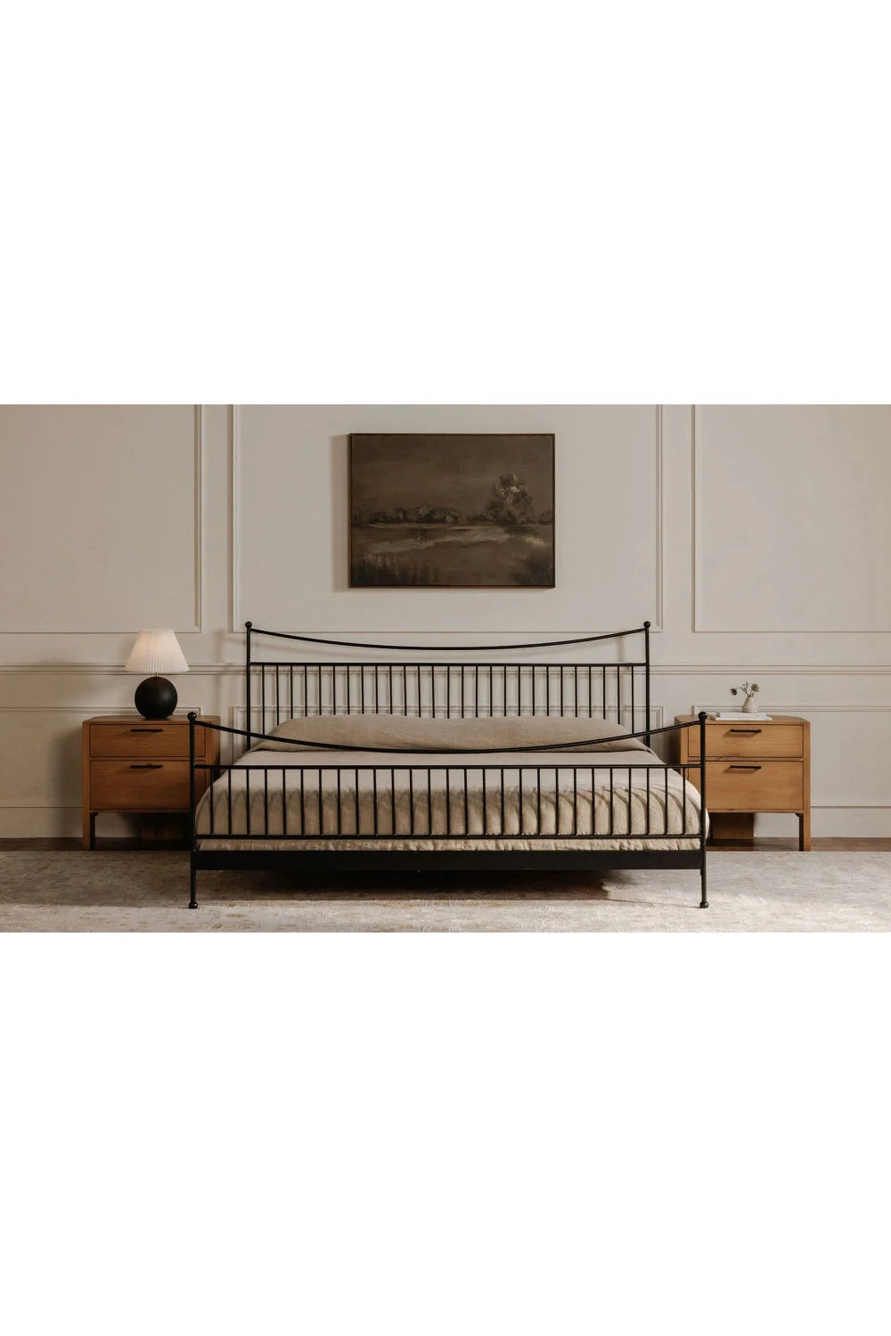 Luxury Modern Black Iron Bed European Style for Villa