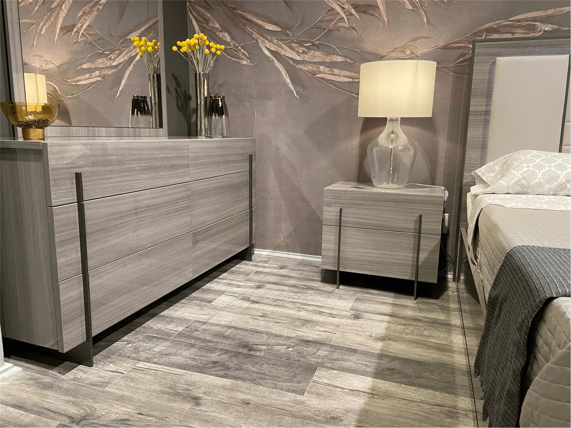 Luxury Modern Blake Bedroom Set European Style for Villa