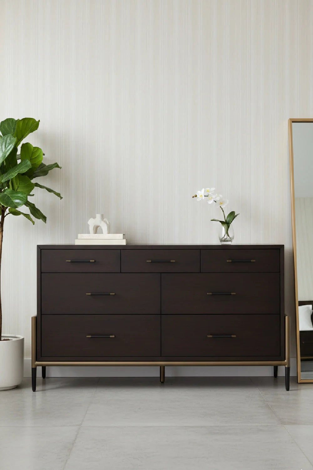 Luxury Modern Brown Acacia 7-Drawer Dresser European Style for Villa