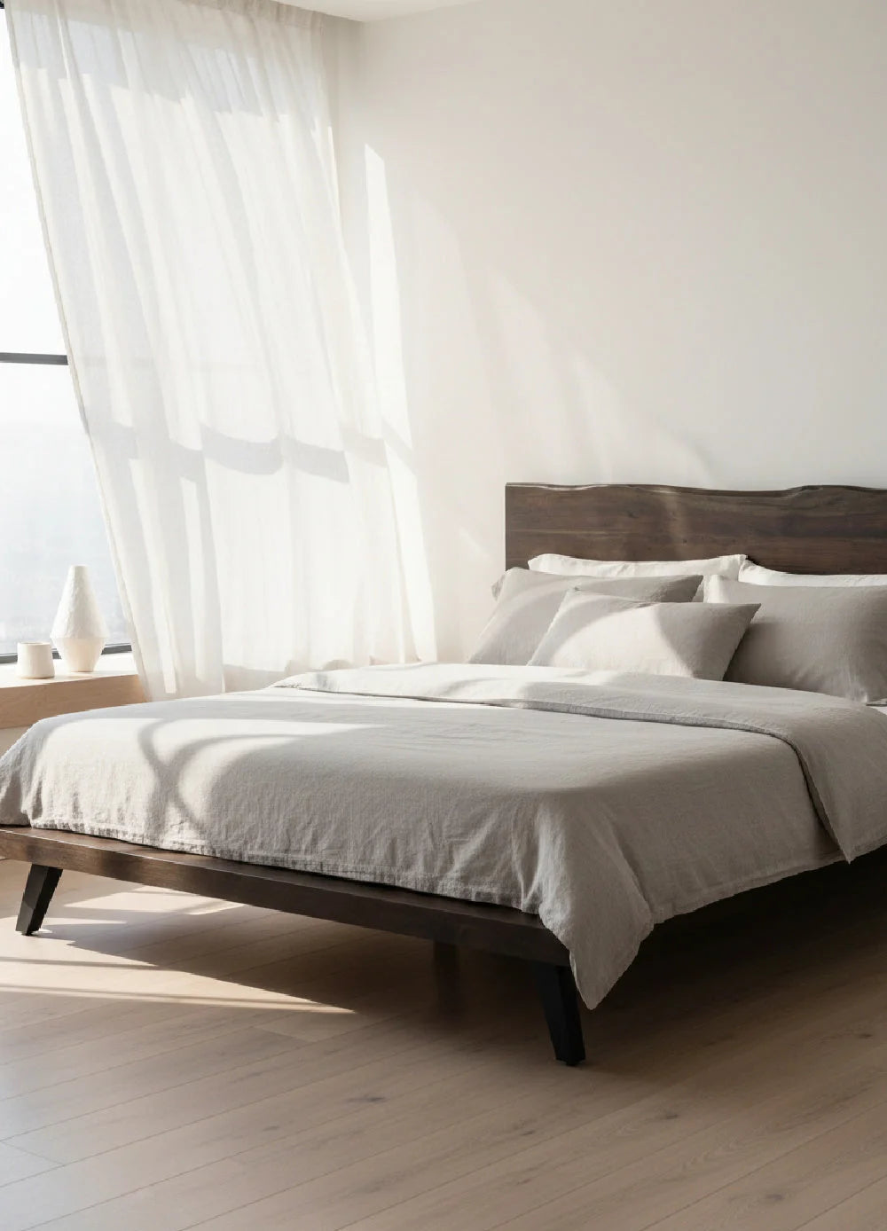 Luxury Modern Brown Acacia Wood Bed European Style for Villa