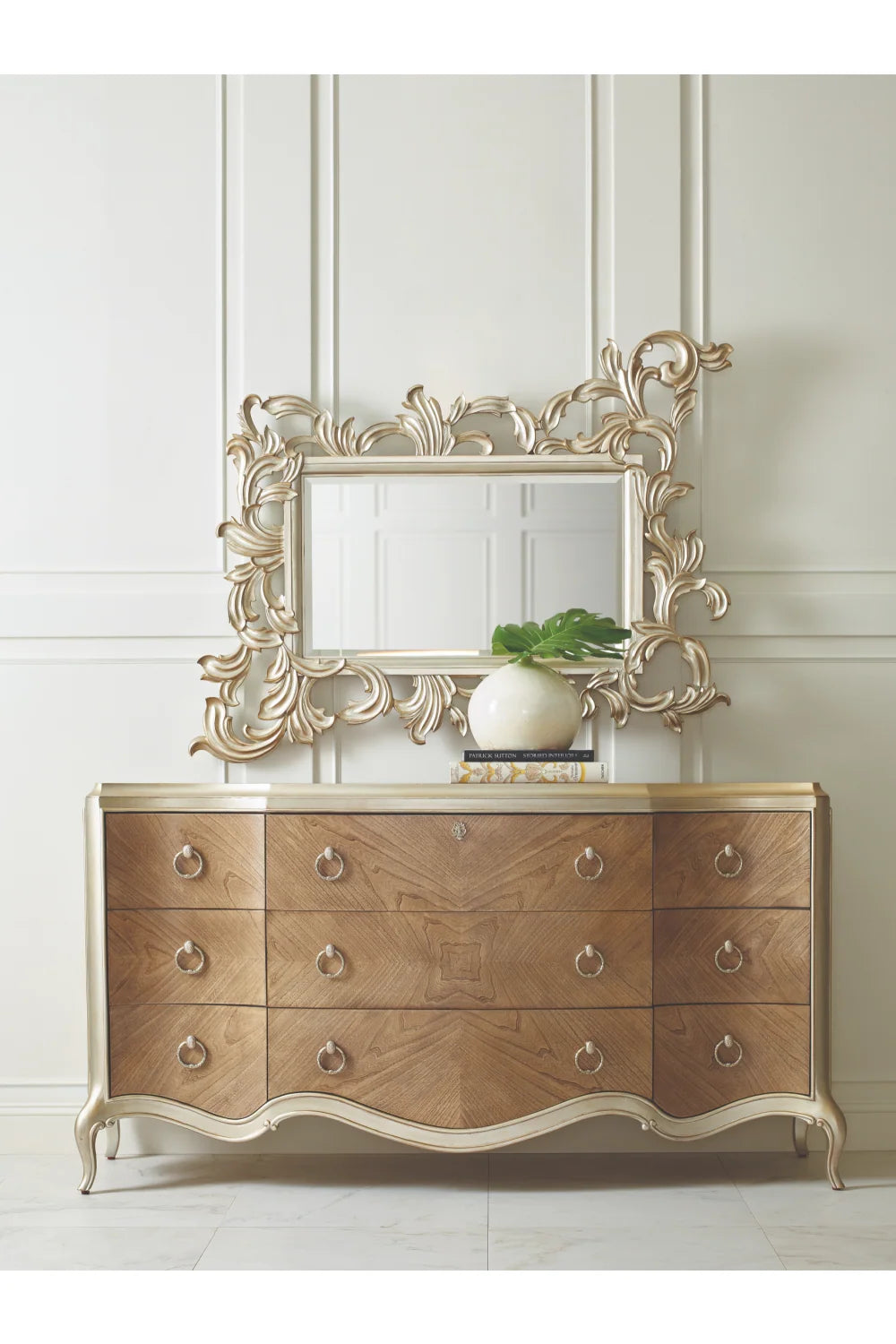 Luxury Modern Brown Triple Dresser European Style for Villa