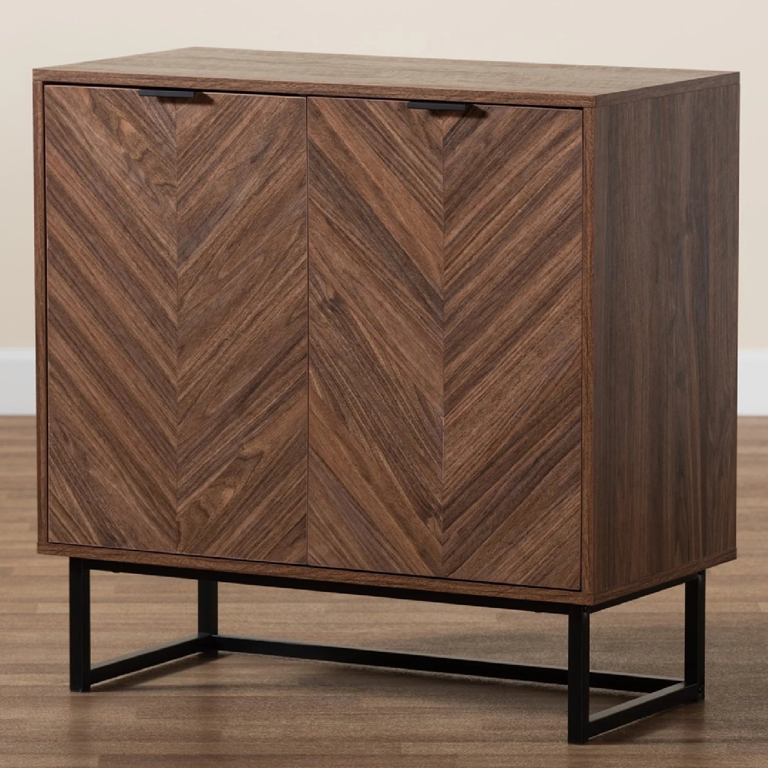 Luxury Modern Brown Wood 2-Door Cabinet European Style for Villa