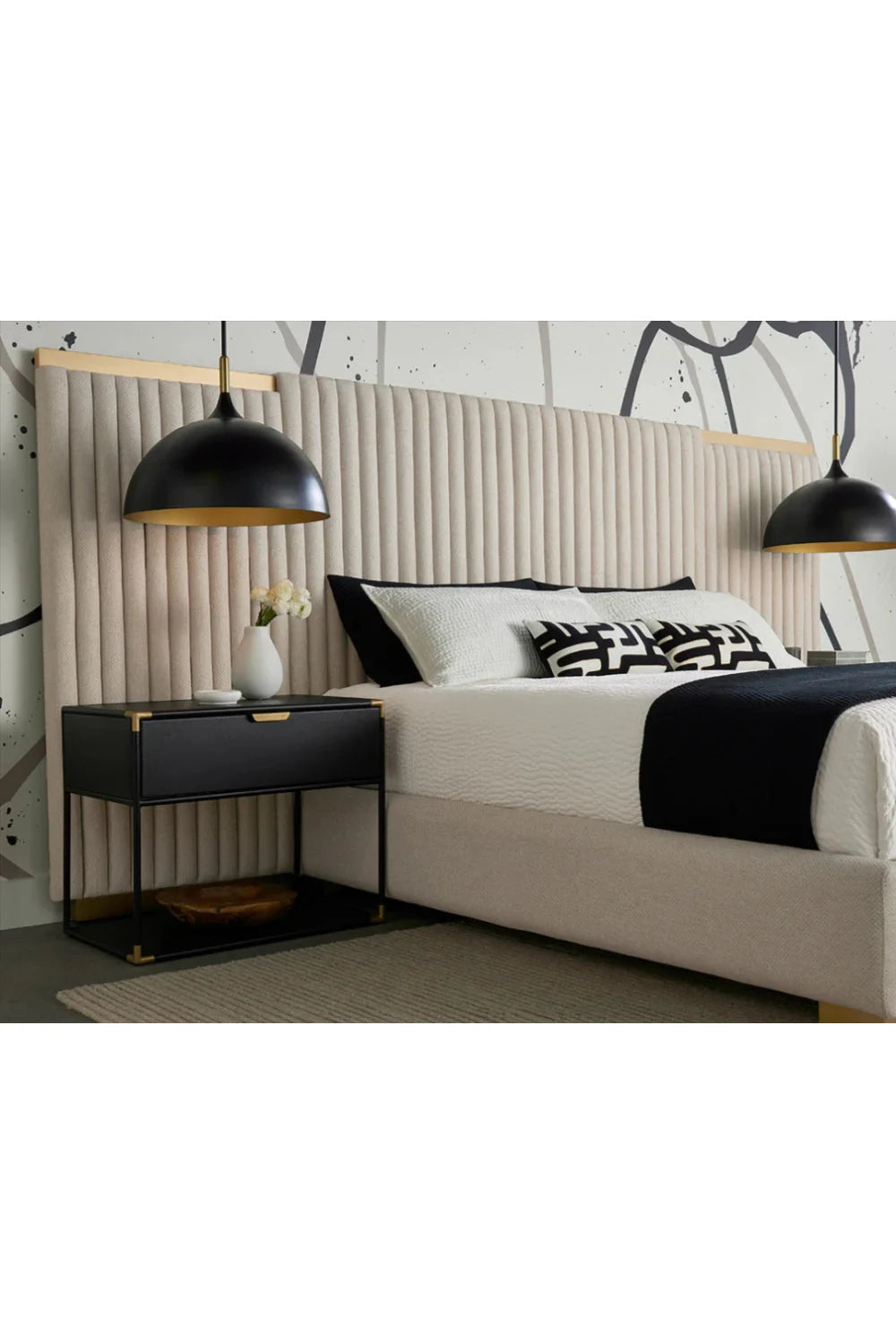 Luxury Modern Channeled Fabric King Bed European Style for Villa