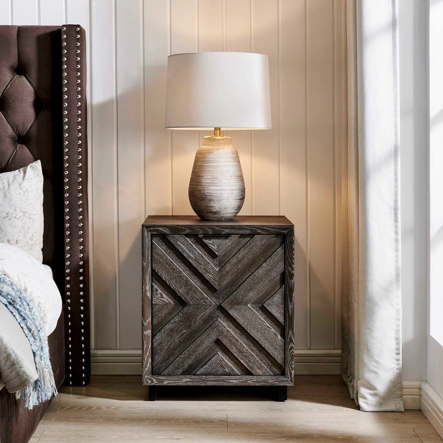 Luxury Modern Chevron Oak Cabinet European Style for Villa