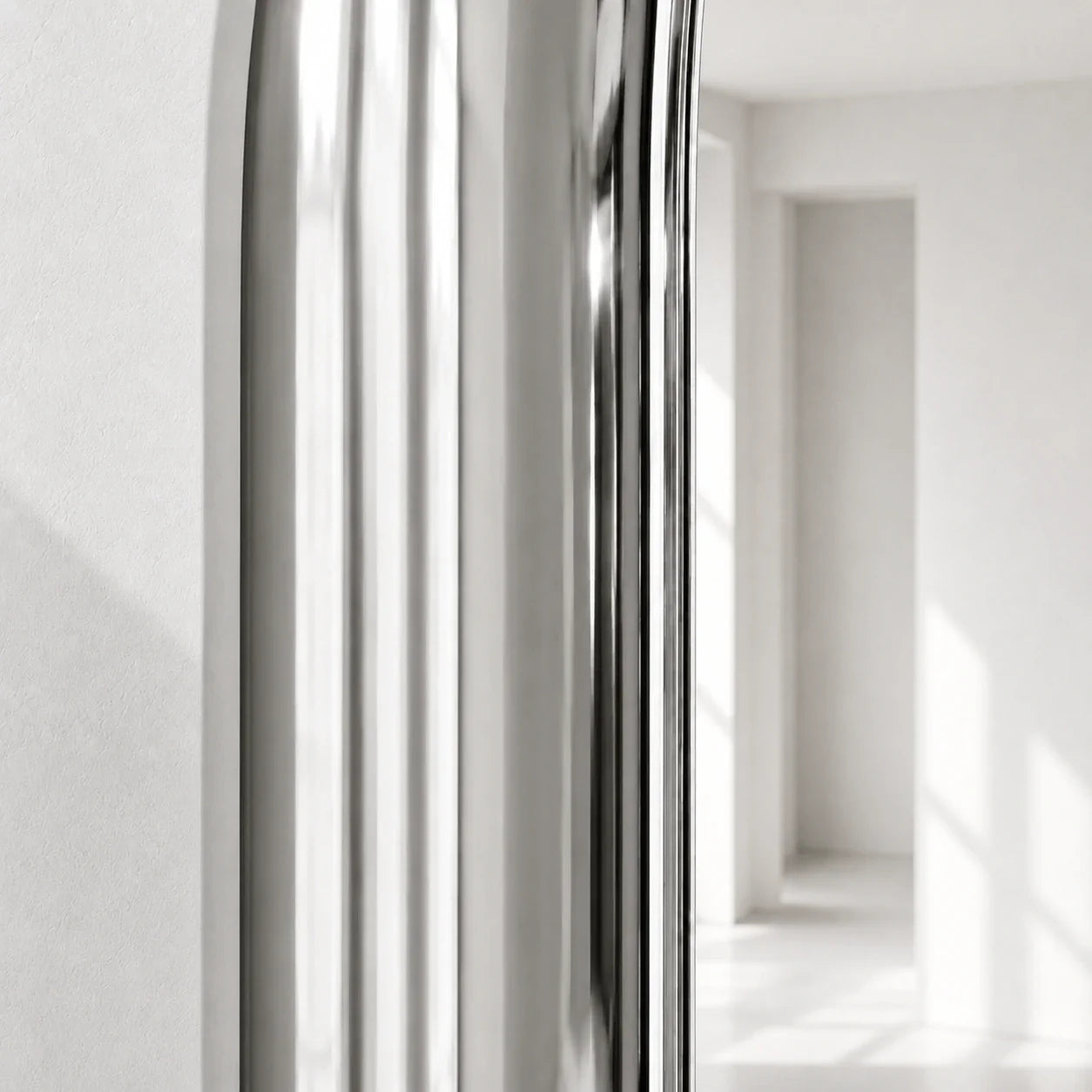 Luxury Modern Chrome Capsule Mirror European Style for Villa