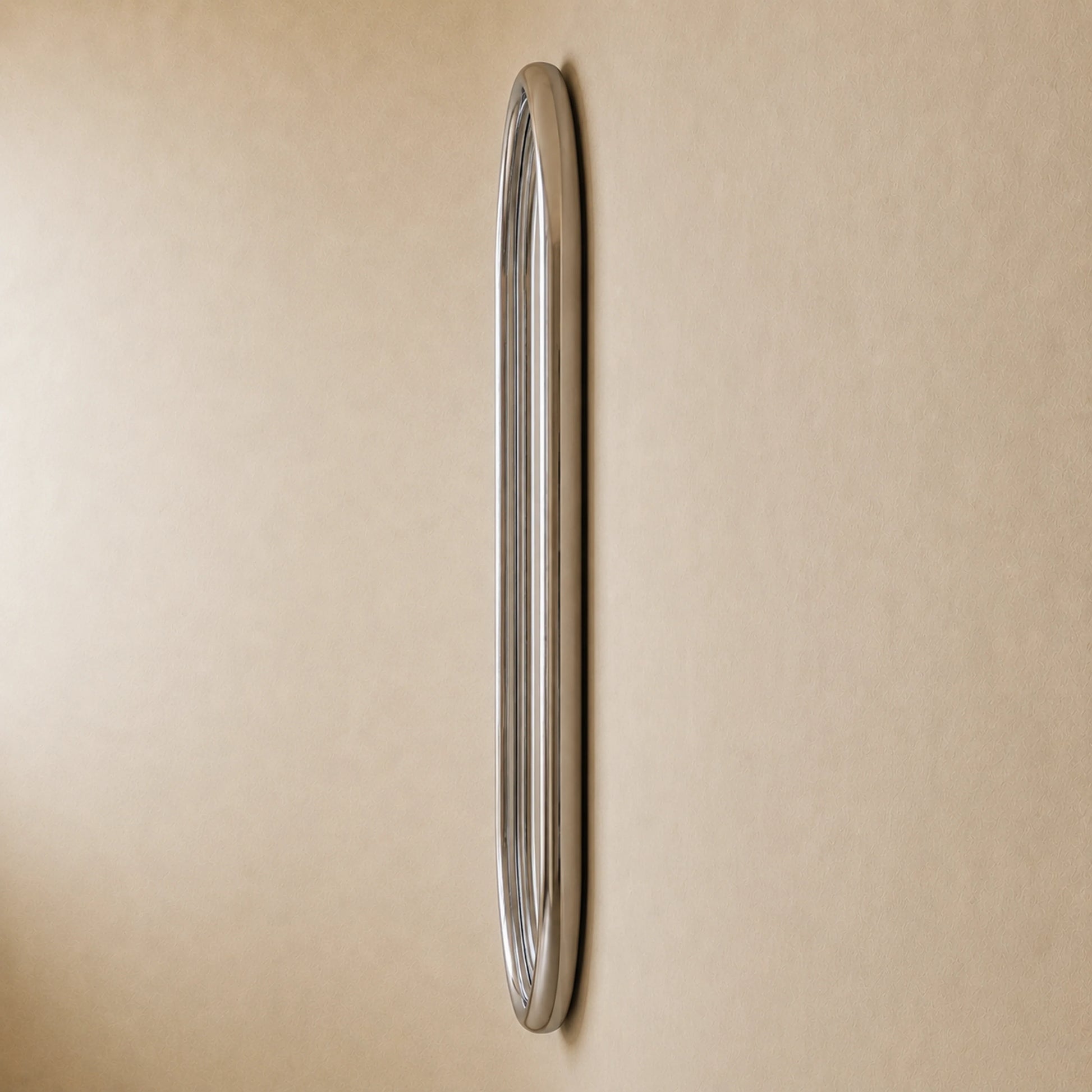 Luxury Modern Chrome Pill Mirror European Style for Villa