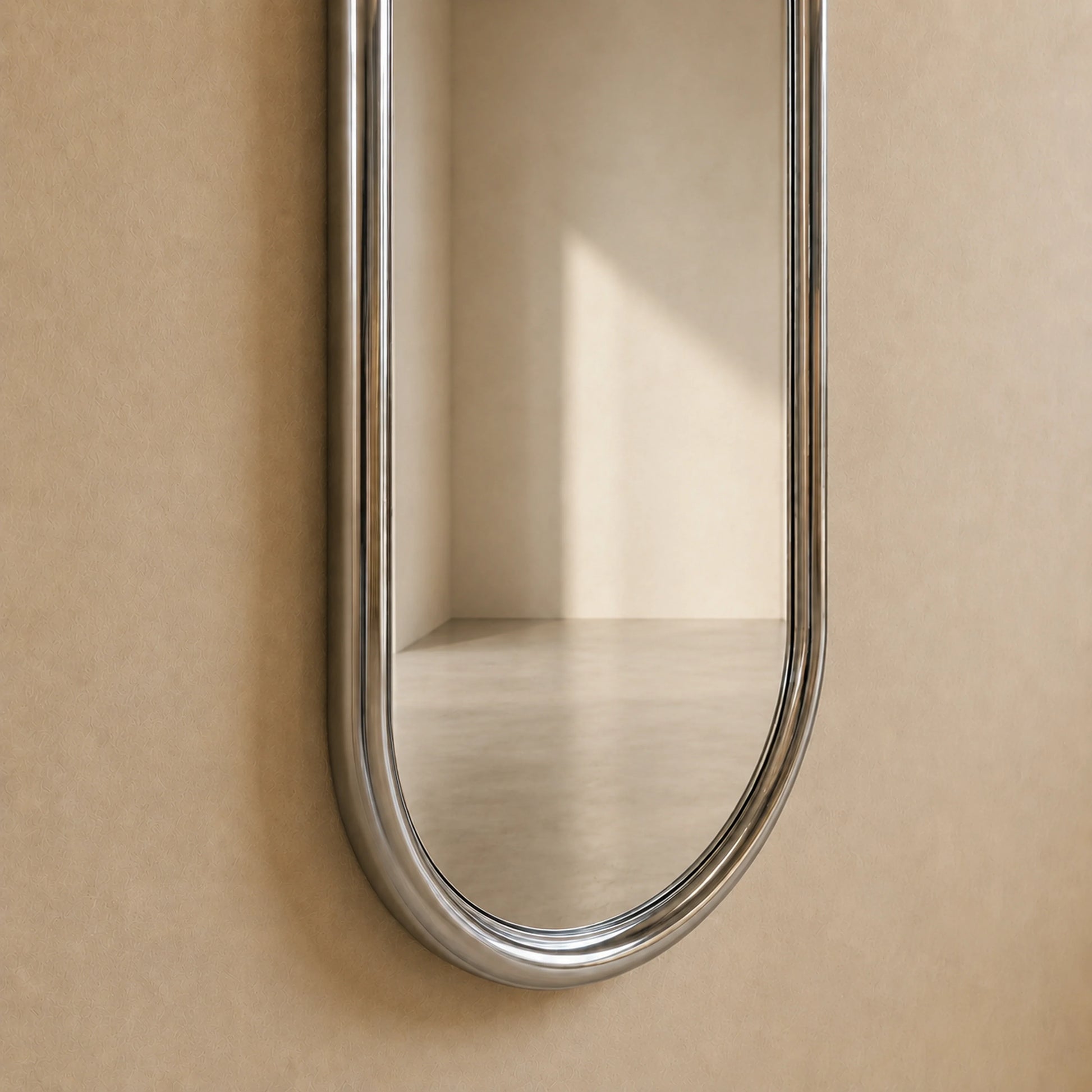 Luxury Modern Chrome Pill Mirror European Style for Villa