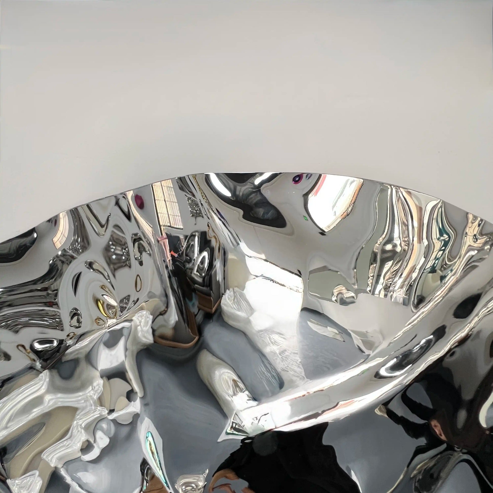 Luxury Modern Chrome Relief Mirror European Style for Villa