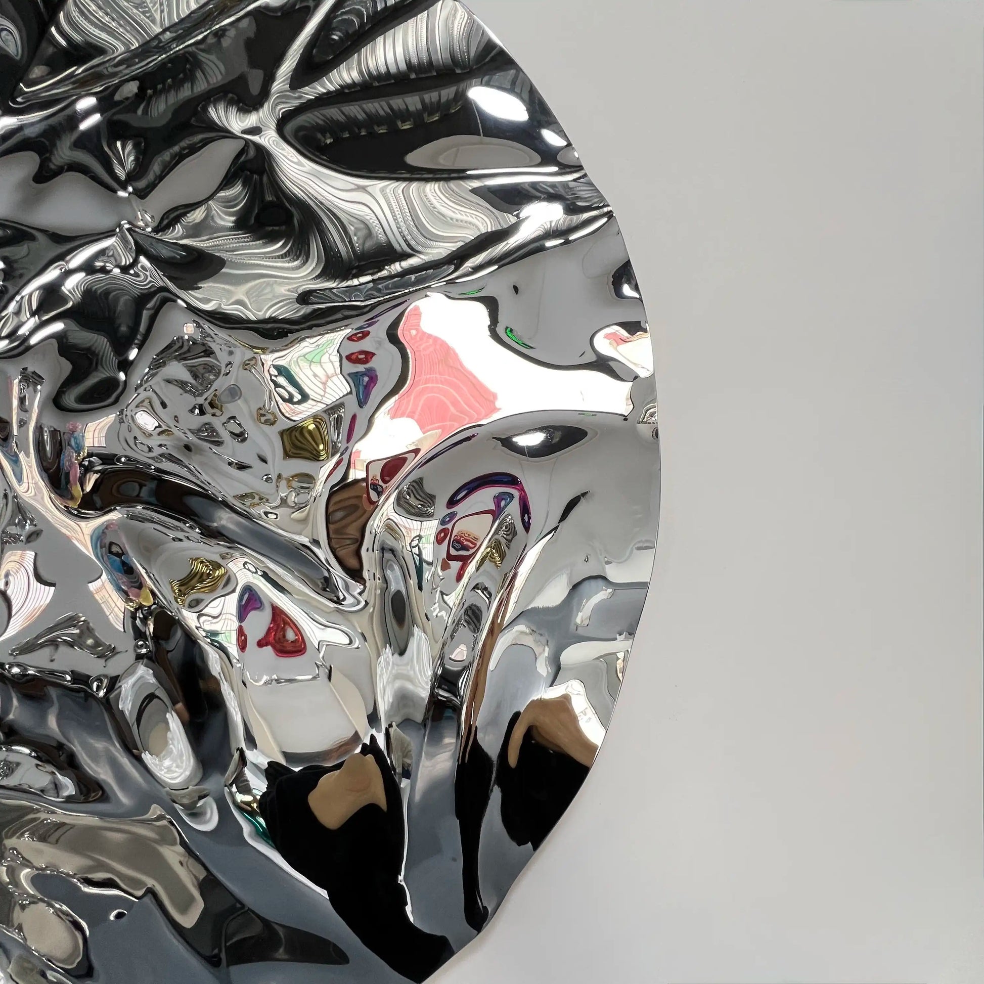 Luxury Modern Chrome Relief Mirror European Style for Villa