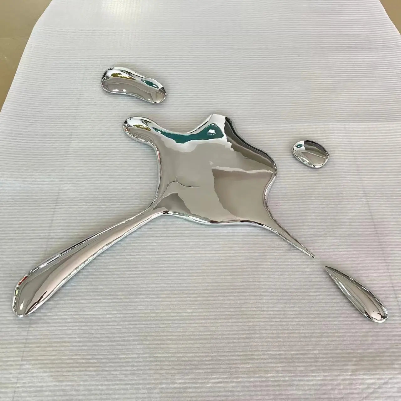 Luxury Modern Chrome Splat Mirror European Style for Villa