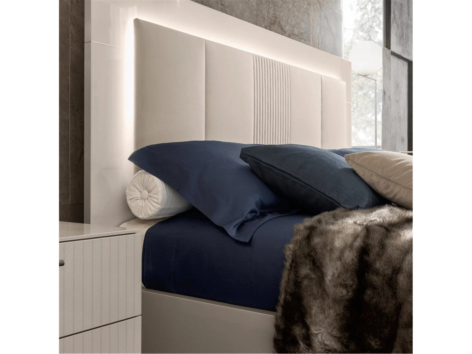 Luxury Modern Clara Bed European Style for Villa