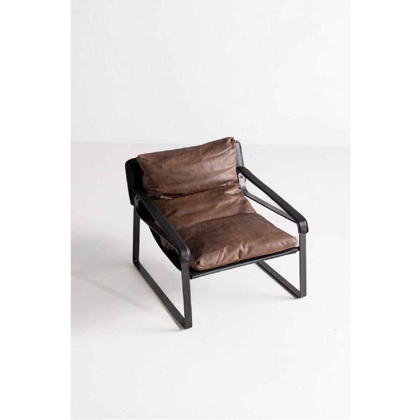 Luxury Modern Classic Leather Accent Chair Modern Italian Style for Villa