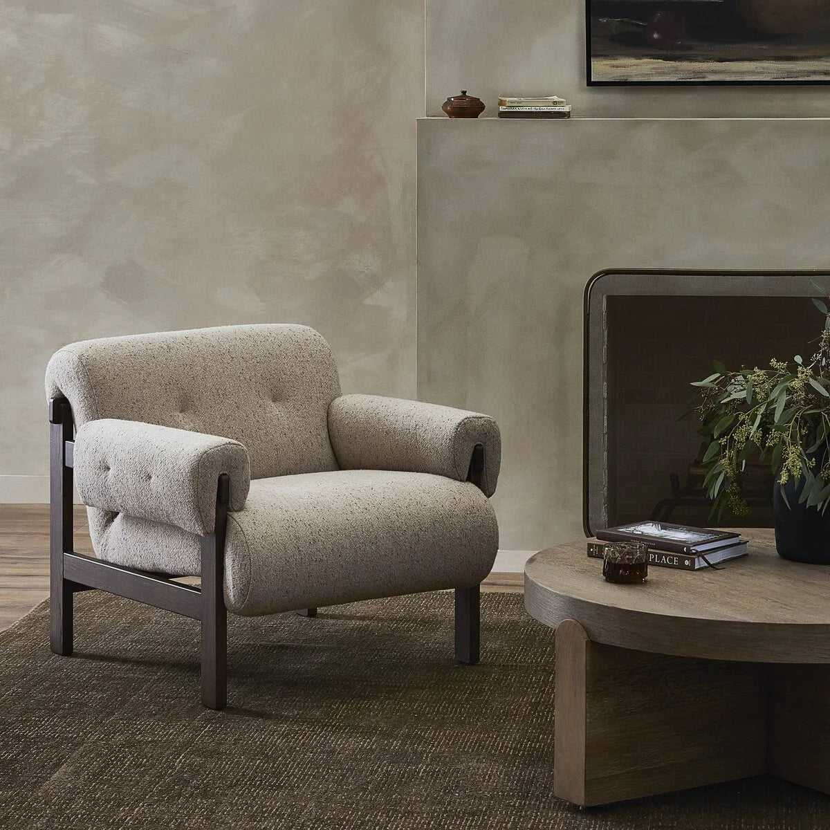 Luxury Modern Cora Accent Chair European Style for Villa