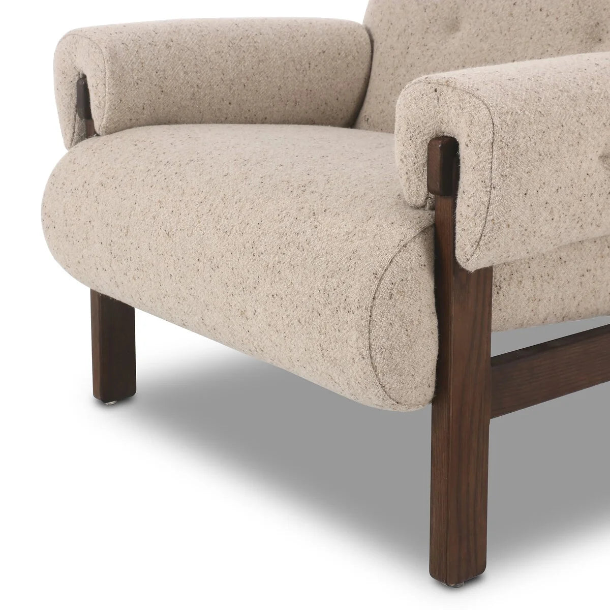 Luxury Modern Cora Accent Chair European Style for Villa