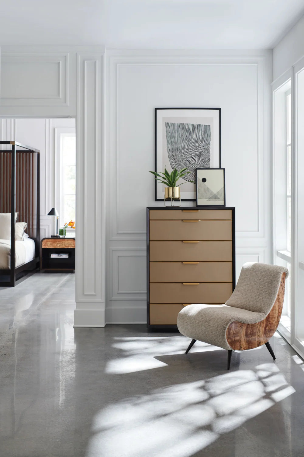 Luxury Modern European Style Wooden Tallboy Dresser for Villa