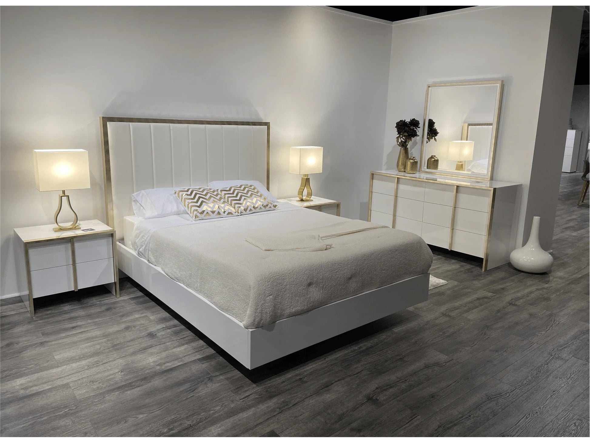 Luxury Modern Farah Bedroom Set European Style for Villa