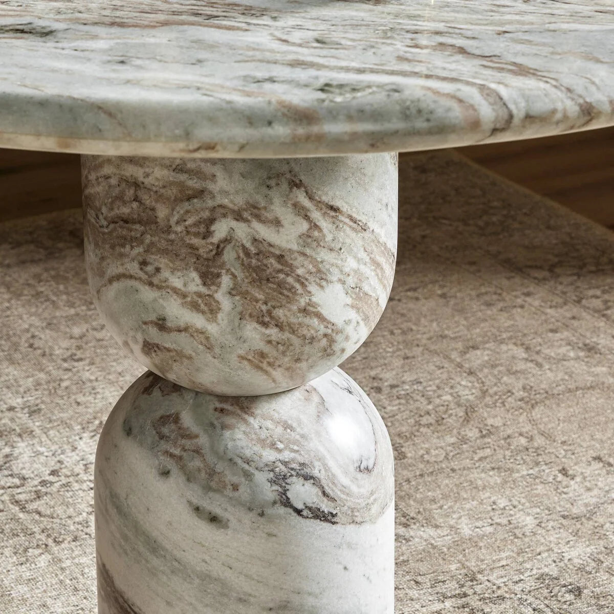 Luxury Modern Figueroa Dining Table European Style for Villa