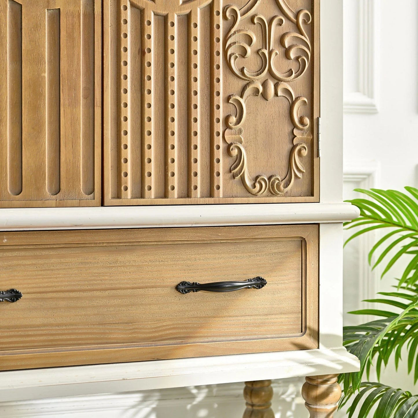Luxury Modern Floral Carved 2-Door Cabinet European Style for Villa