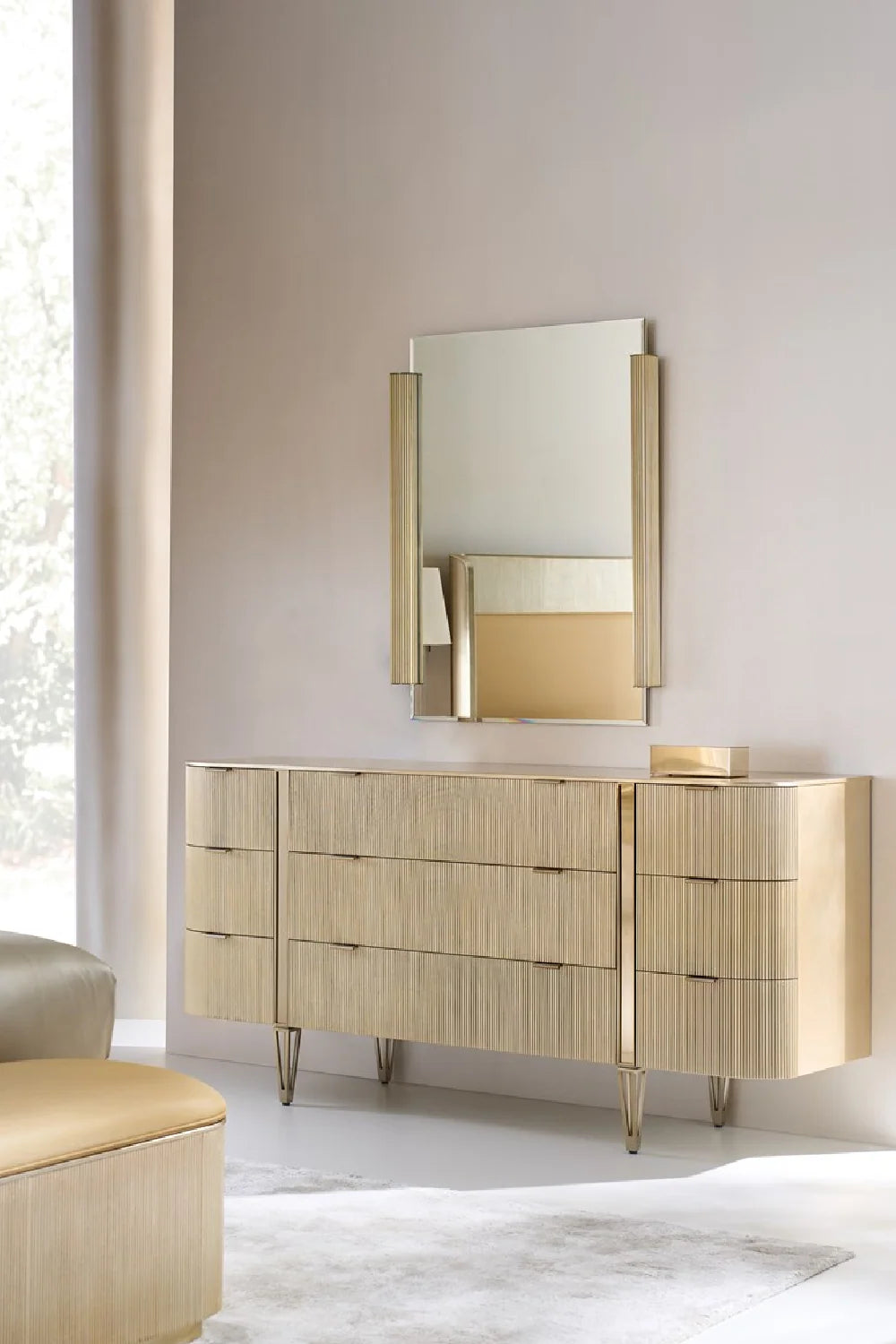 Luxury Modern Fluted 9-Drawer Dresser European Style for Villa