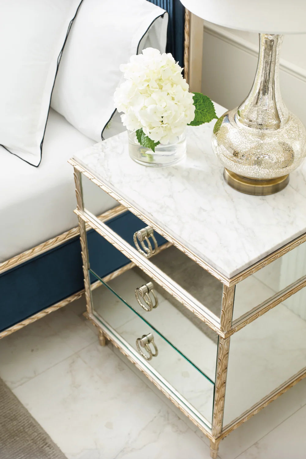 Luxury Modern Fontainebleau Mirrored Nightstand European Style for Villa