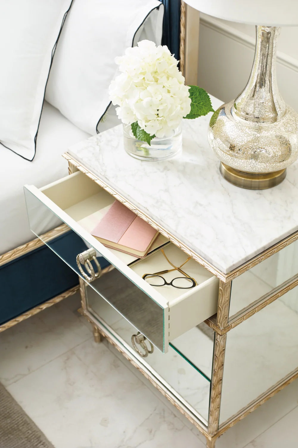 Luxury Modern Fontainebleau Mirrored Nightstand European Style for Villa