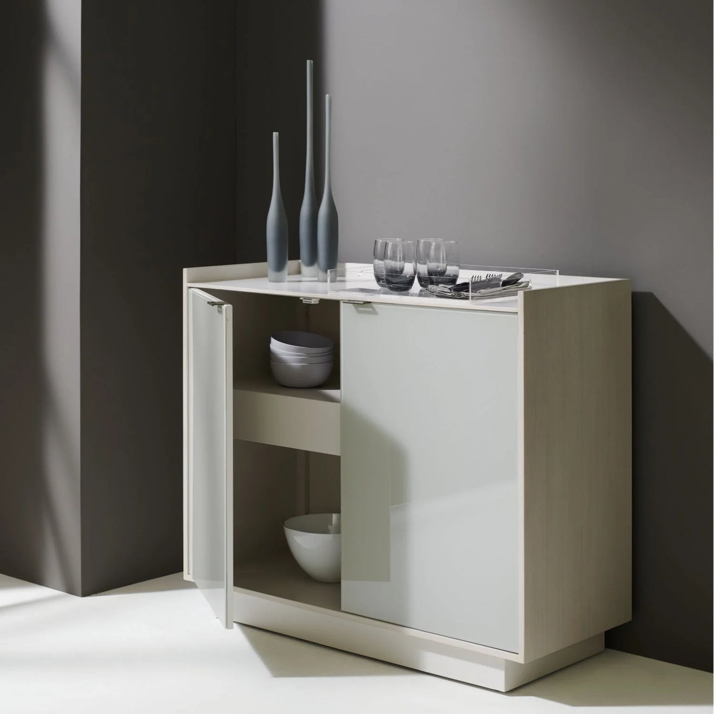 Luxury Modern Gray 2-Door Chest European Style for Villa
