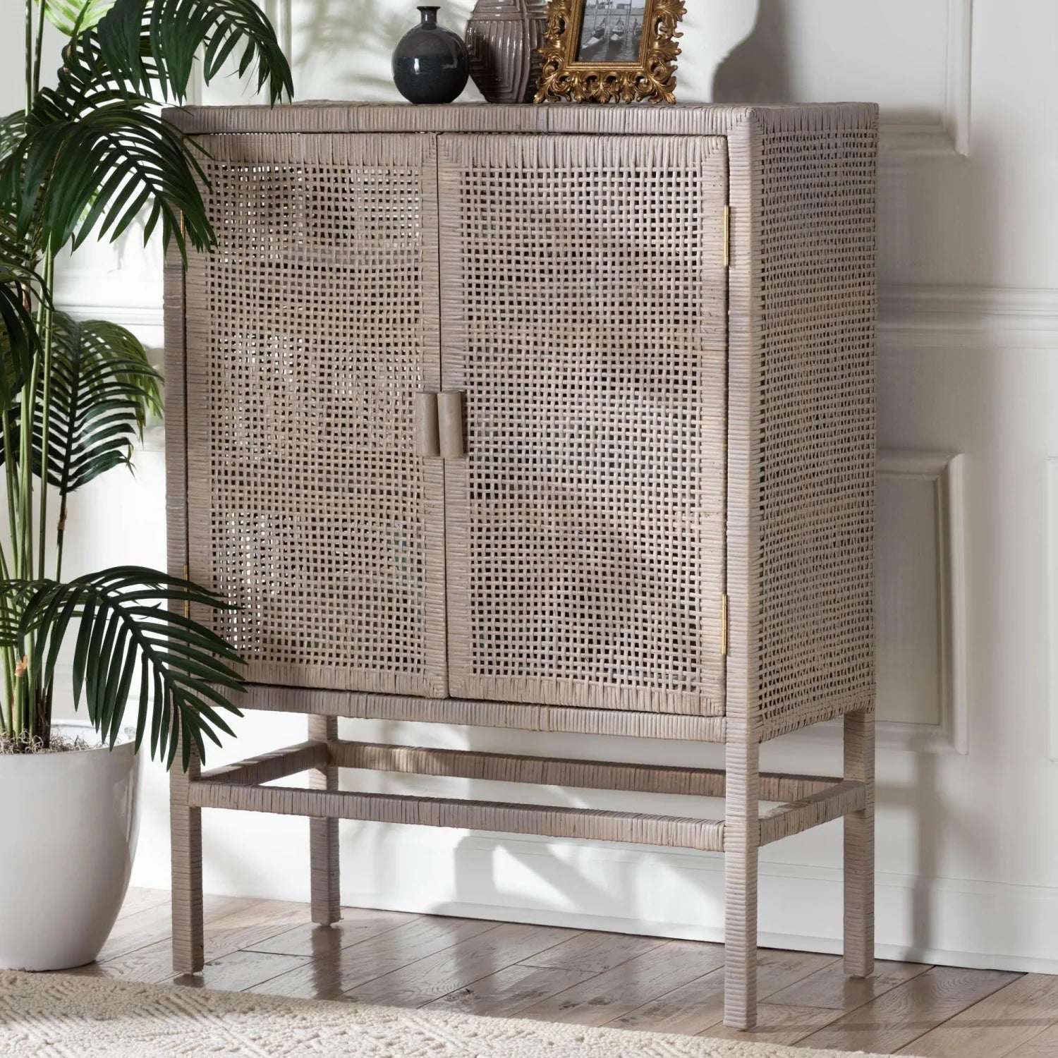 Luxury Modern Gray Rattan 2-Door Cabinet European Style for Villa