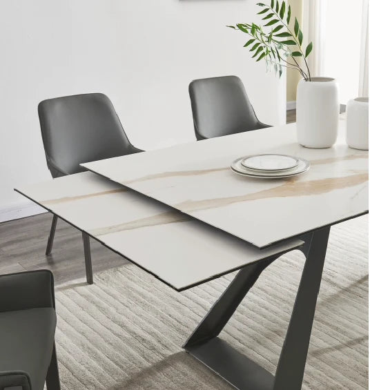 Luxury Modern Guama Extendable Dining Table European Style for Villa