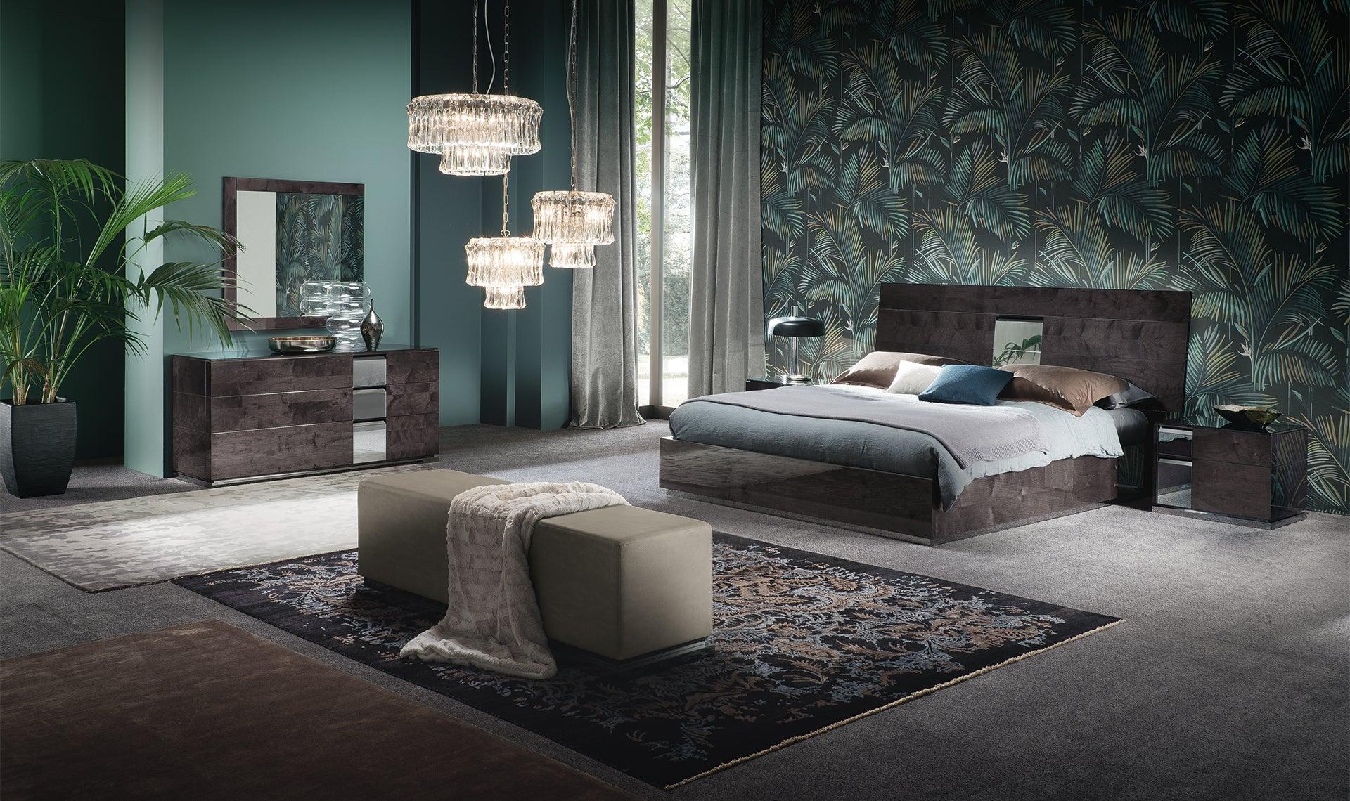 Luxury Modern Harriet Bedroom Set European Style for Villa