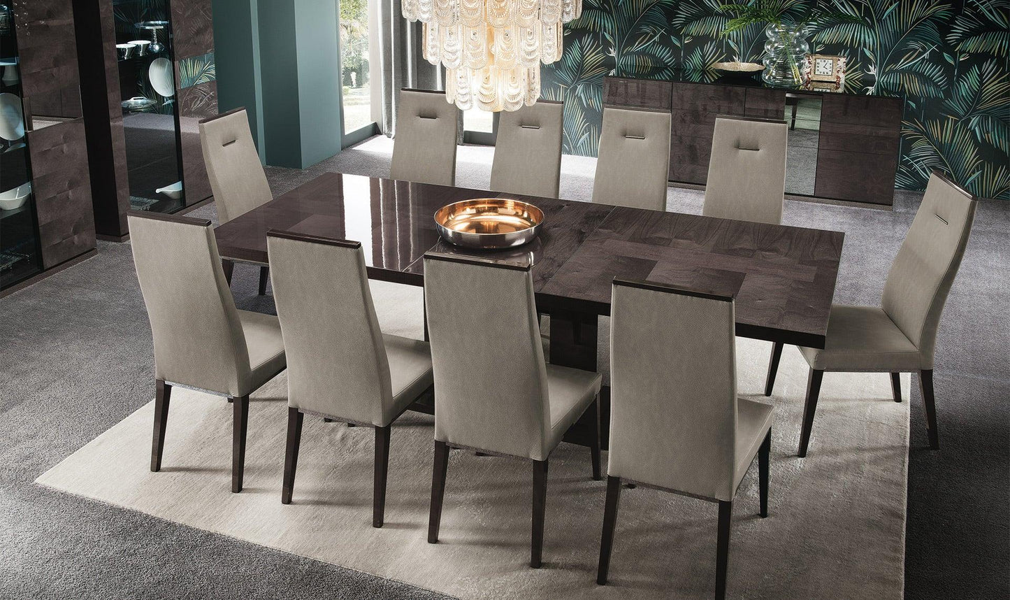 Luxury Modern Harriet Dining Table European Style for Villa