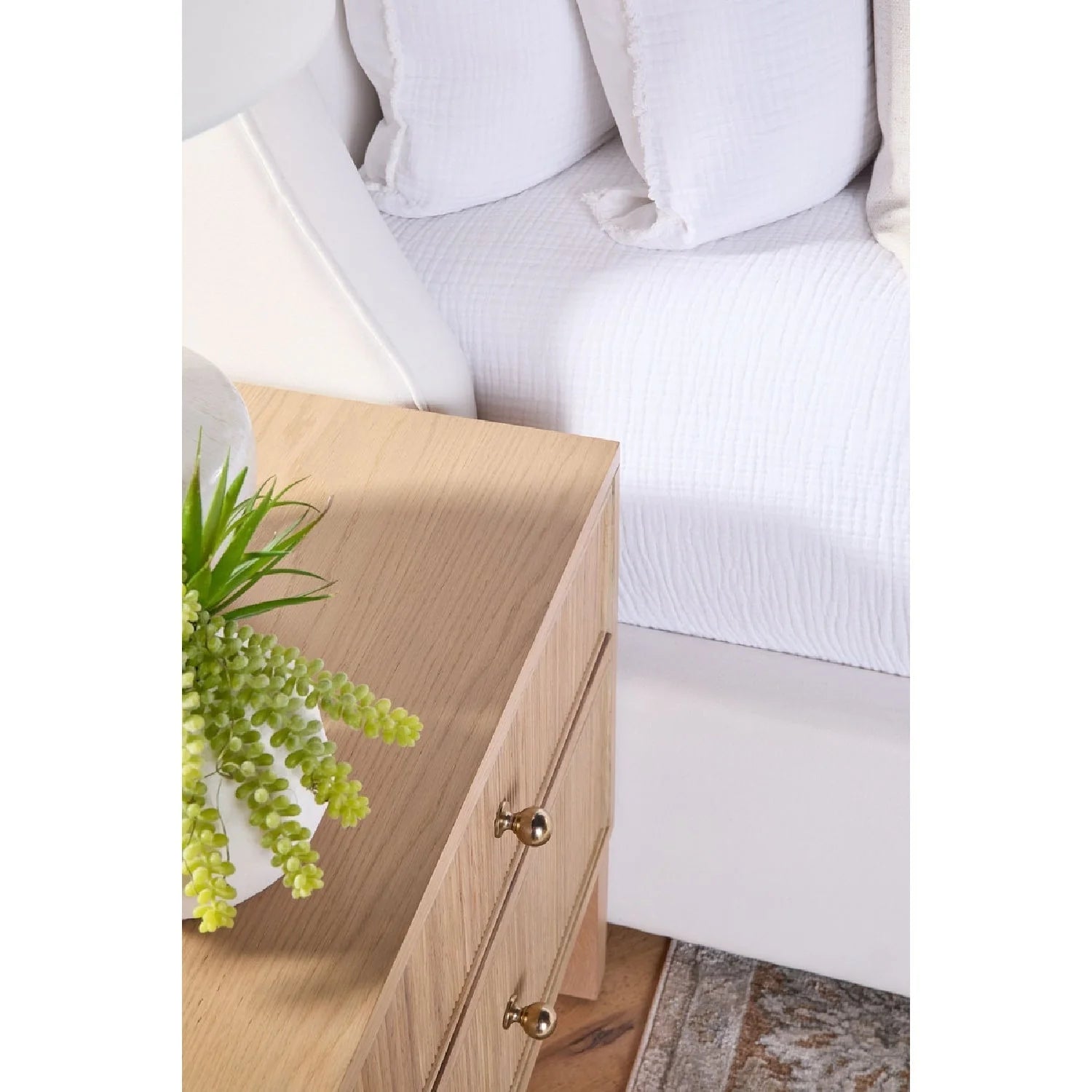 Luxury Modern Highland 2-Drawer Oak Nightstand European Style for Villa