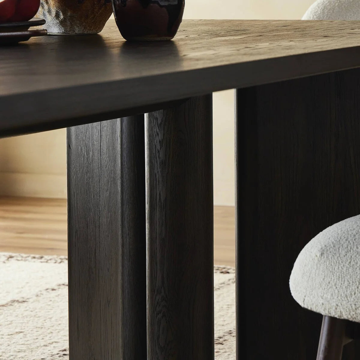 Luxury Modern Huxley Dining Table European Style for Villa