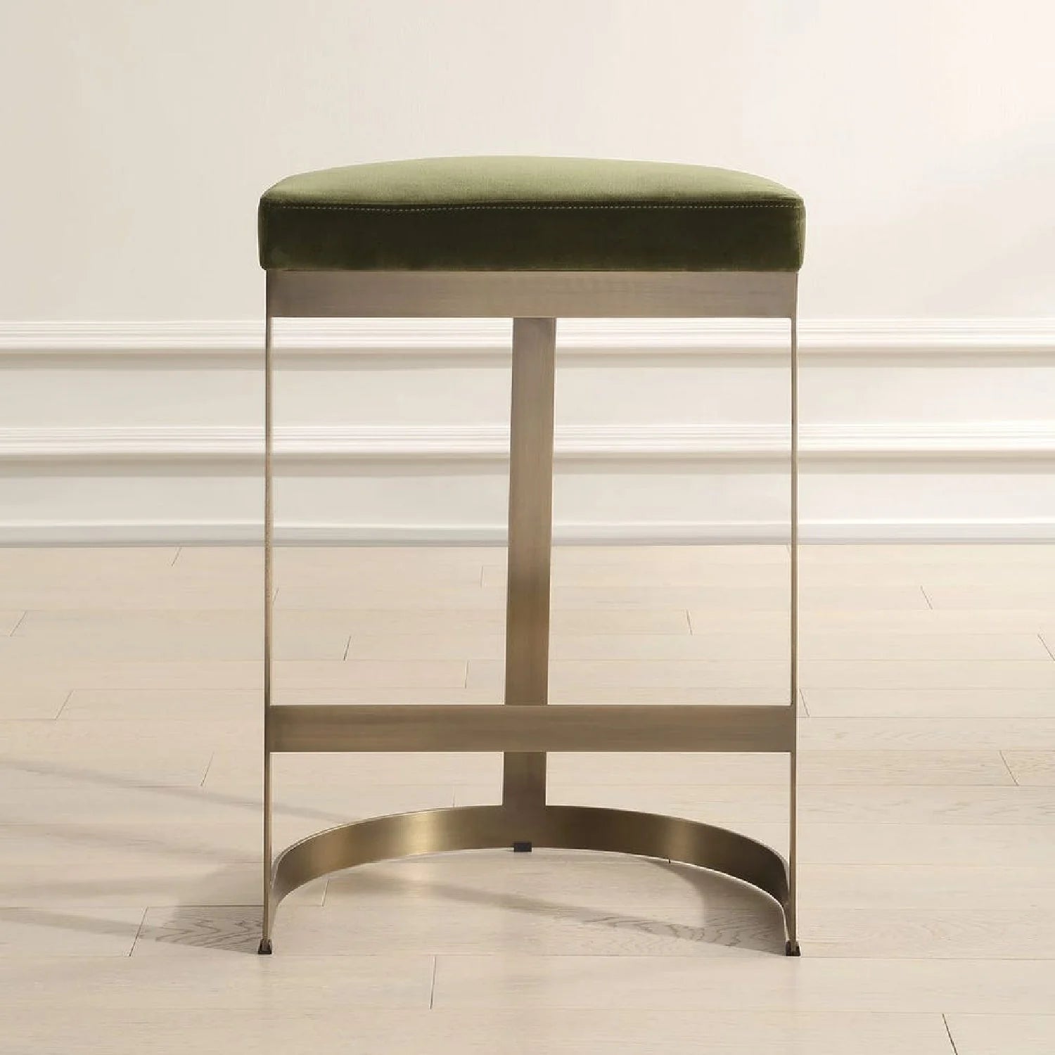 Luxury Modern Iron Arched Counter Stool European Style for Villa