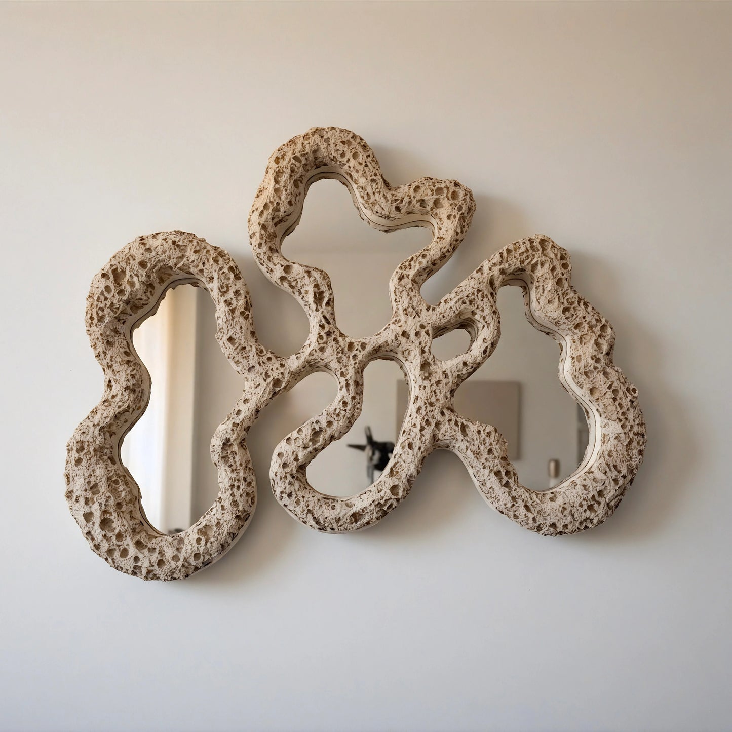 Luxury Modern Isadora Calcite Mirror European Style for Villa