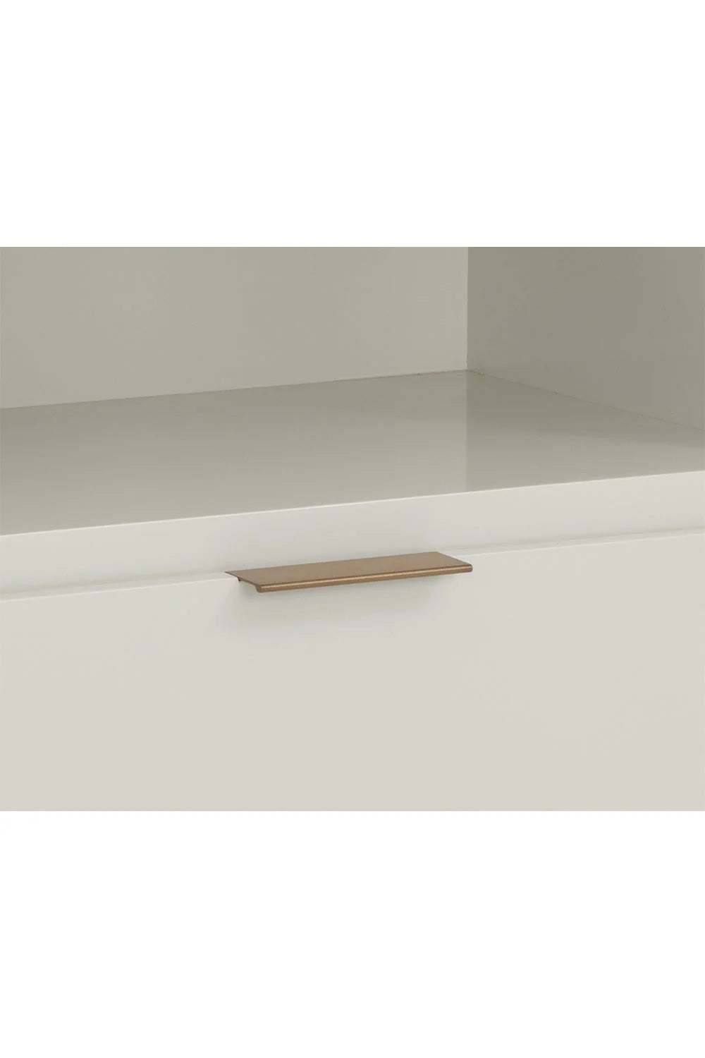 Luxury Modern Jenkins Lacquer Nightstand European Style for Villa