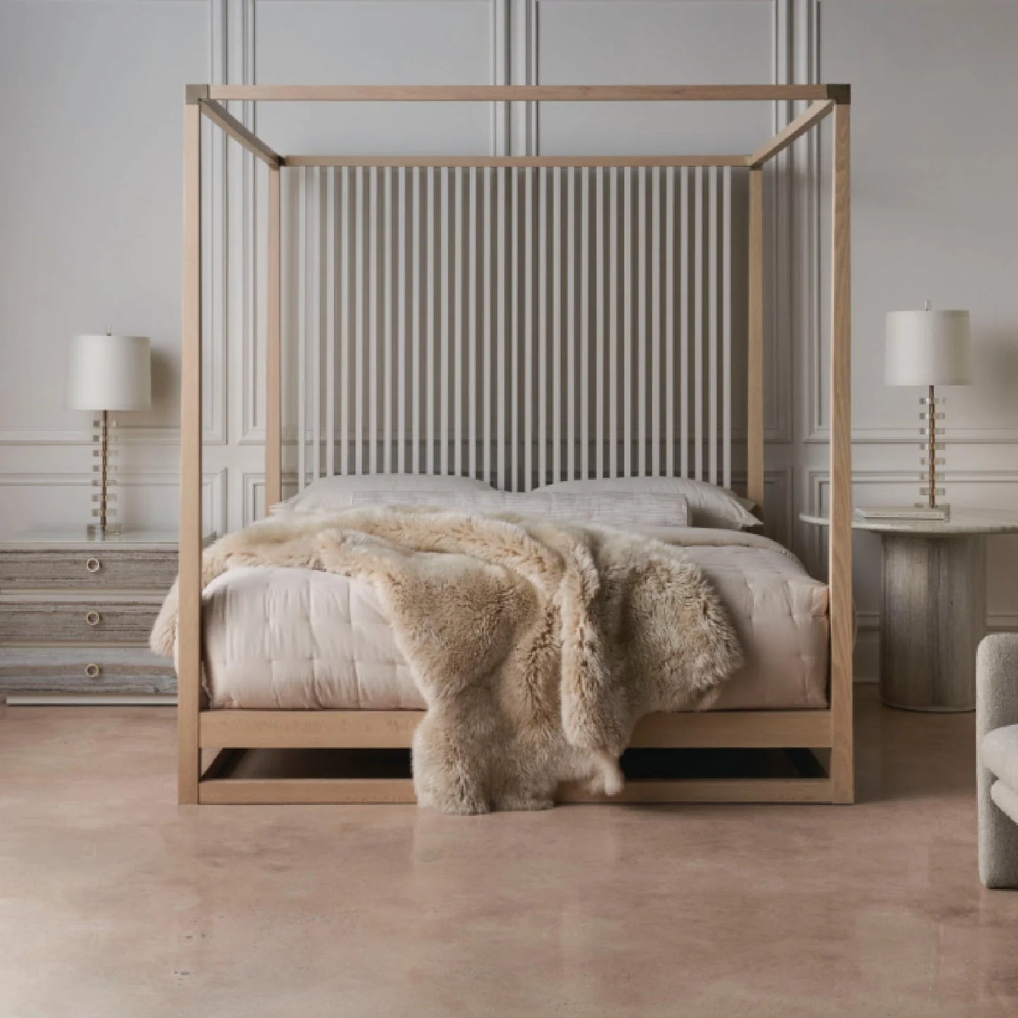Luxury Modern Light Oak Canopy Bed European Style for Villa