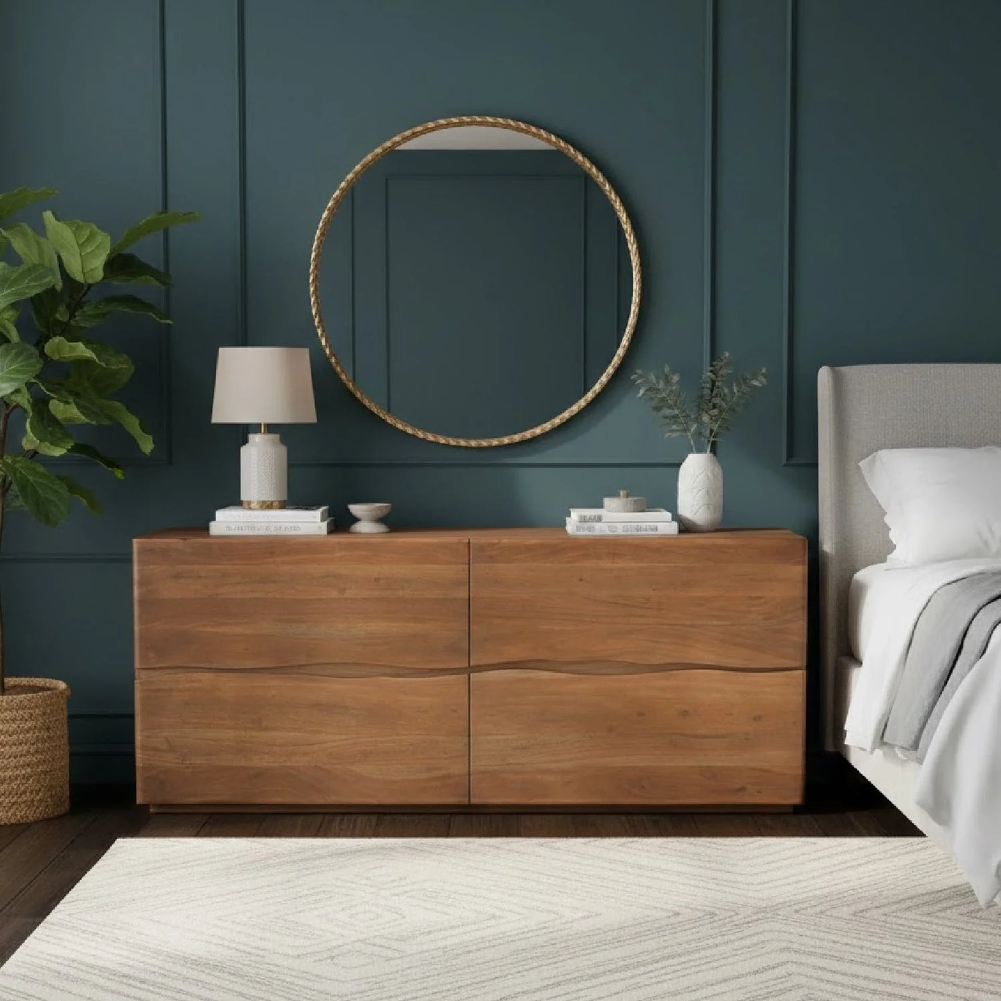 Luxury Modern Live-Edge Acacia 4-Drawer Dresser European Style for Villa