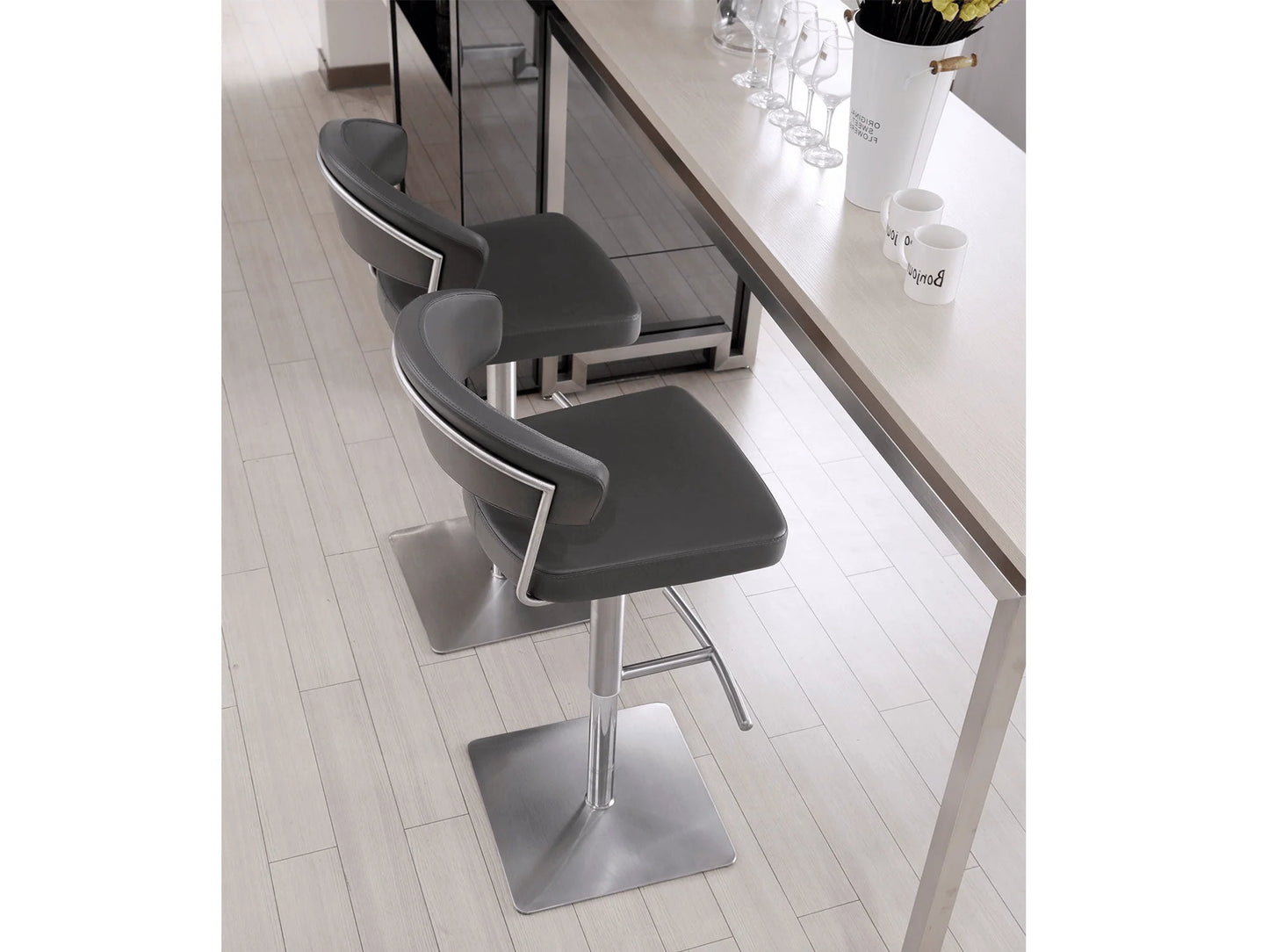 Luxury Modern Mariana Barstool European Style for Villa