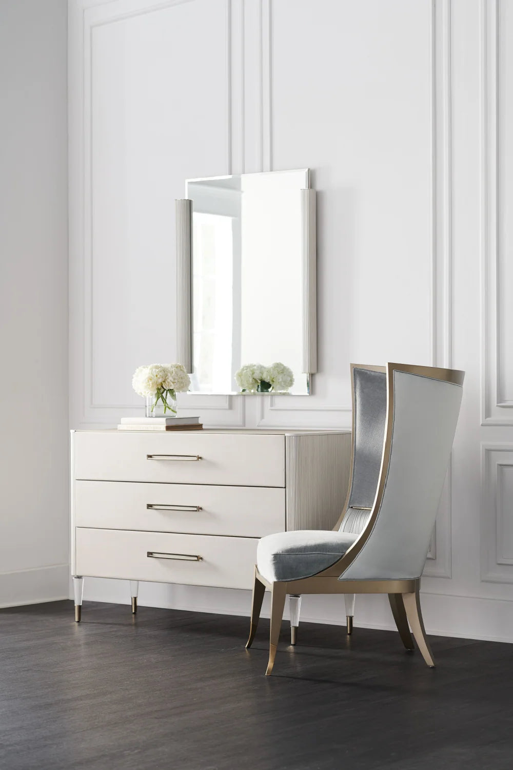 Luxury Modern Matte Pearl 3 Drawer Dresser European Style for Villa