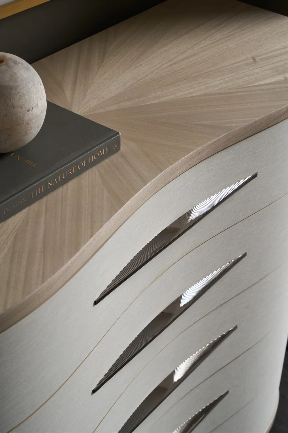 Luxury Modern Meandrous Curved Dresser European Style for Villa