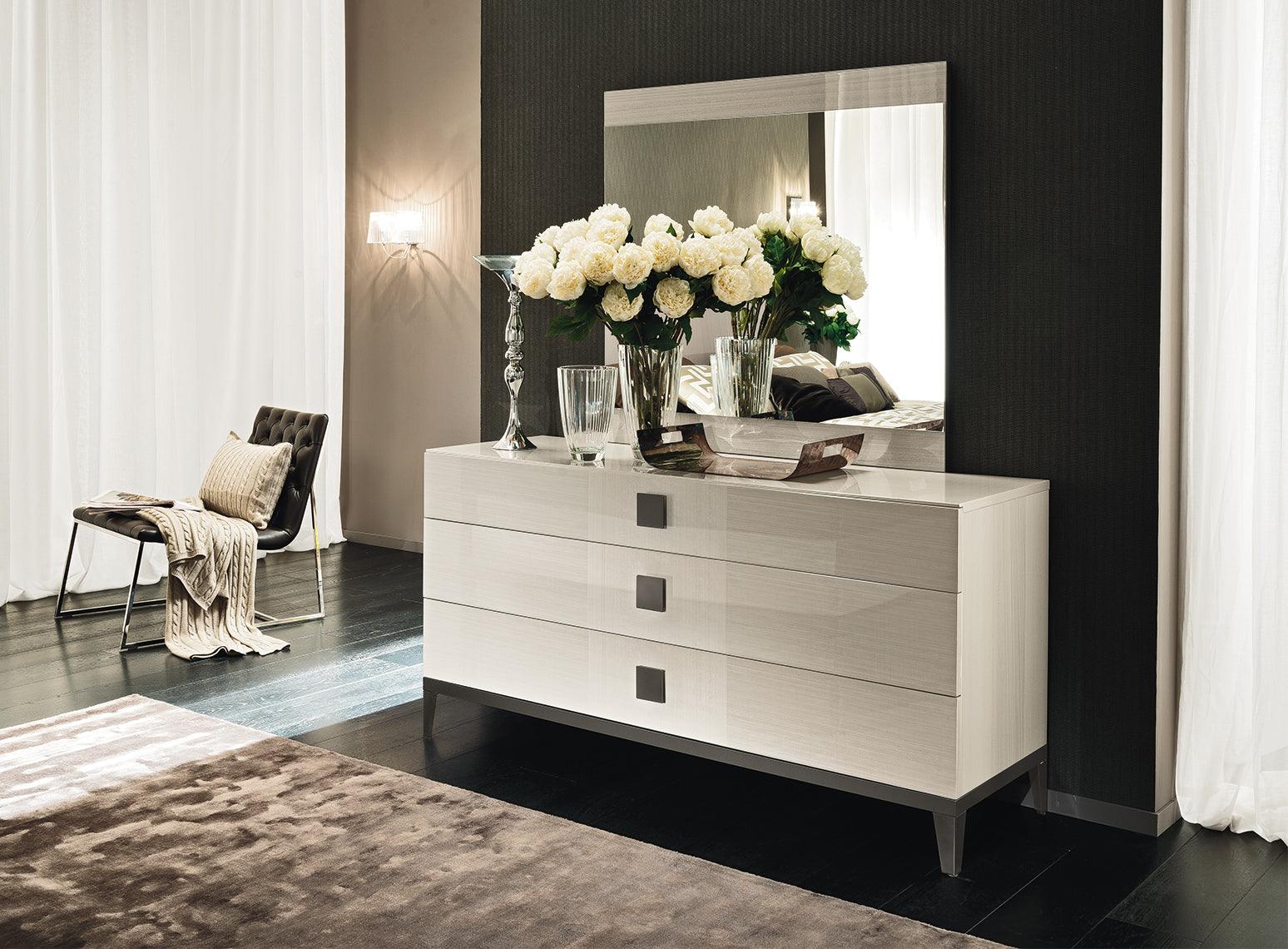 Luxury Modern Monte Blanco Bedroom Set European Style for Villa